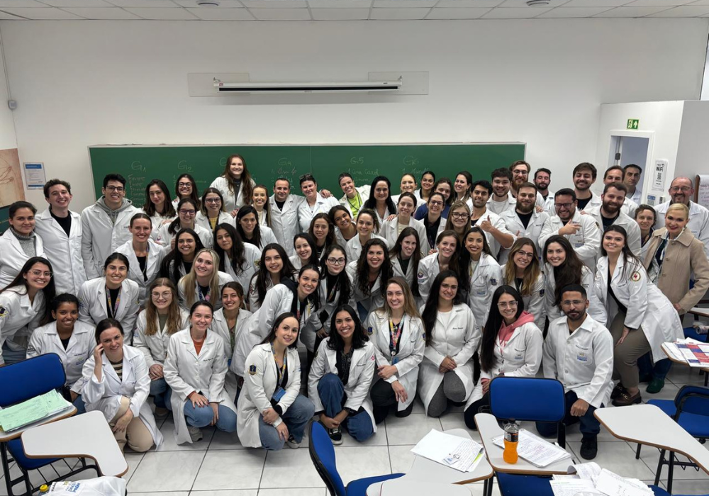 Estudantes da T10 de Medicina realizam o seu último OSCE