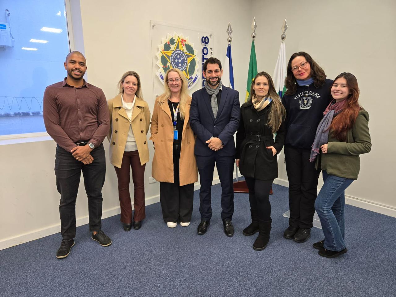 Estudantes de Fisioterapia realizam visita técnica ao CREFITO-8