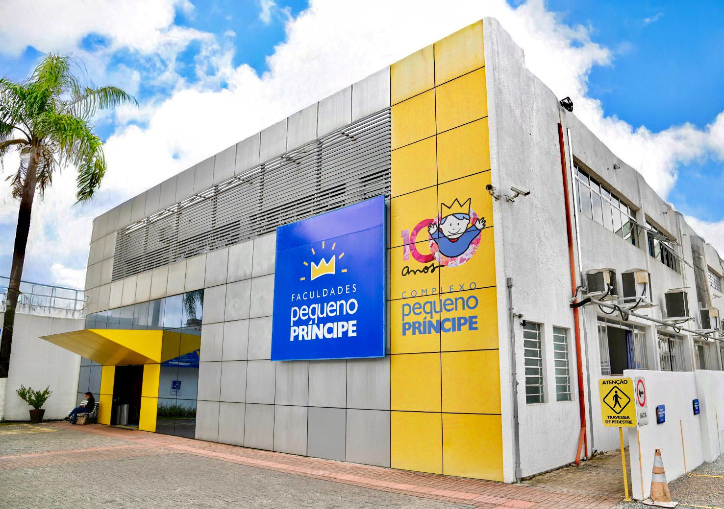 Faculdades Pequeno Príncipe celebra 22 de excelência na educação e saúde